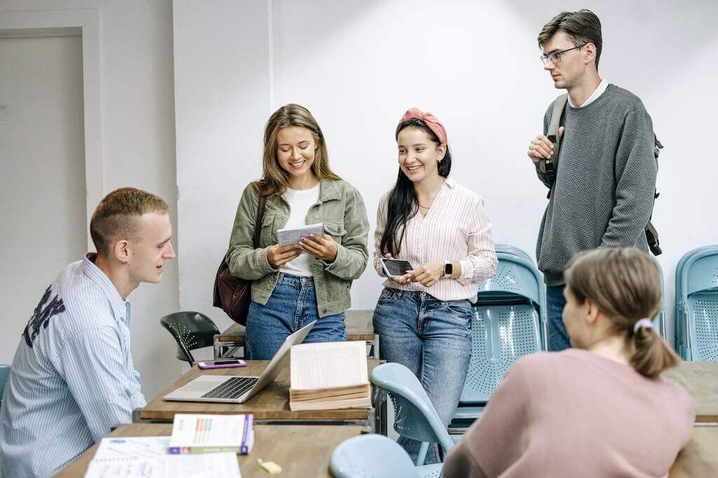 Cours d'anglais en groupe